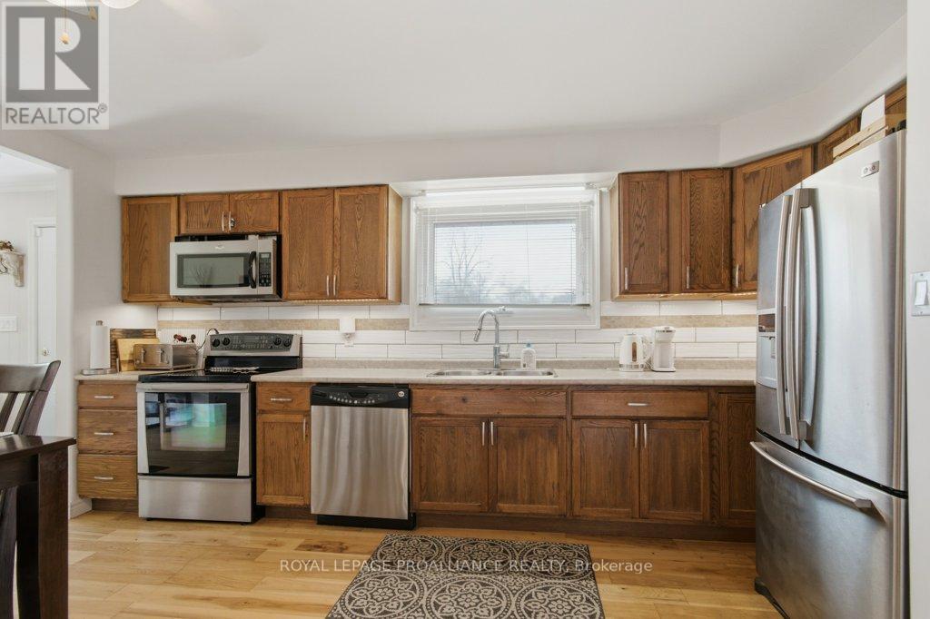 86 Store Street, Quinte West, Ontario K8V 4J2 - Photo 16 - X13099038