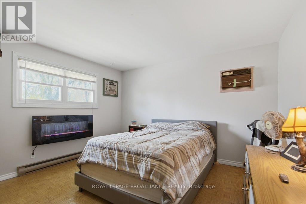86 Store Street, Quinte West, Ontario K8V 4J2 - Photo 22 - X13099038