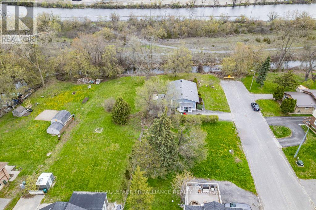 86 Store Street, Quinte West, Ontario K8V 4J2 - Photo 6 - X13099038
