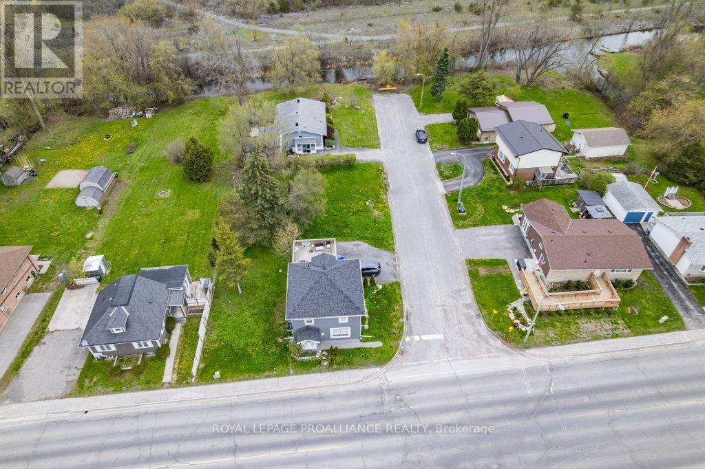 86 Store Street, Quinte West, Ontario K8V 4J2 - Photo 7 - X13099038