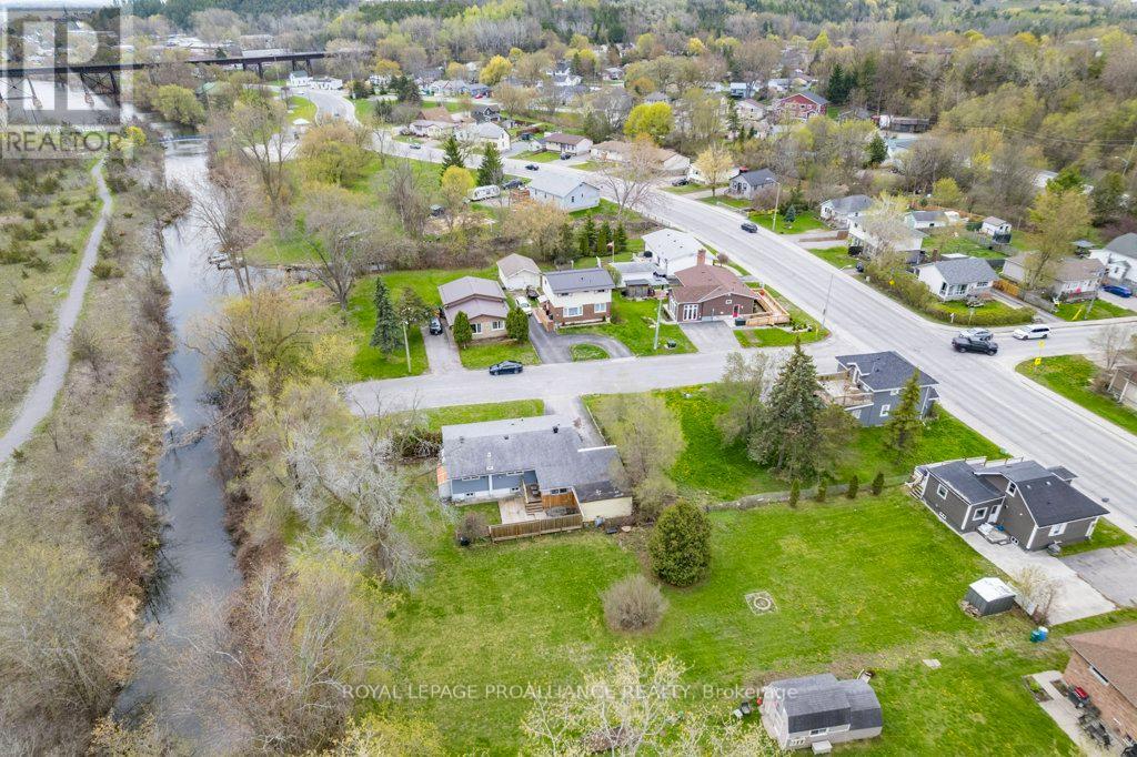 86 Store Street, Quinte West, Ontario K8V 4J2 - Photo 9 - X13099038