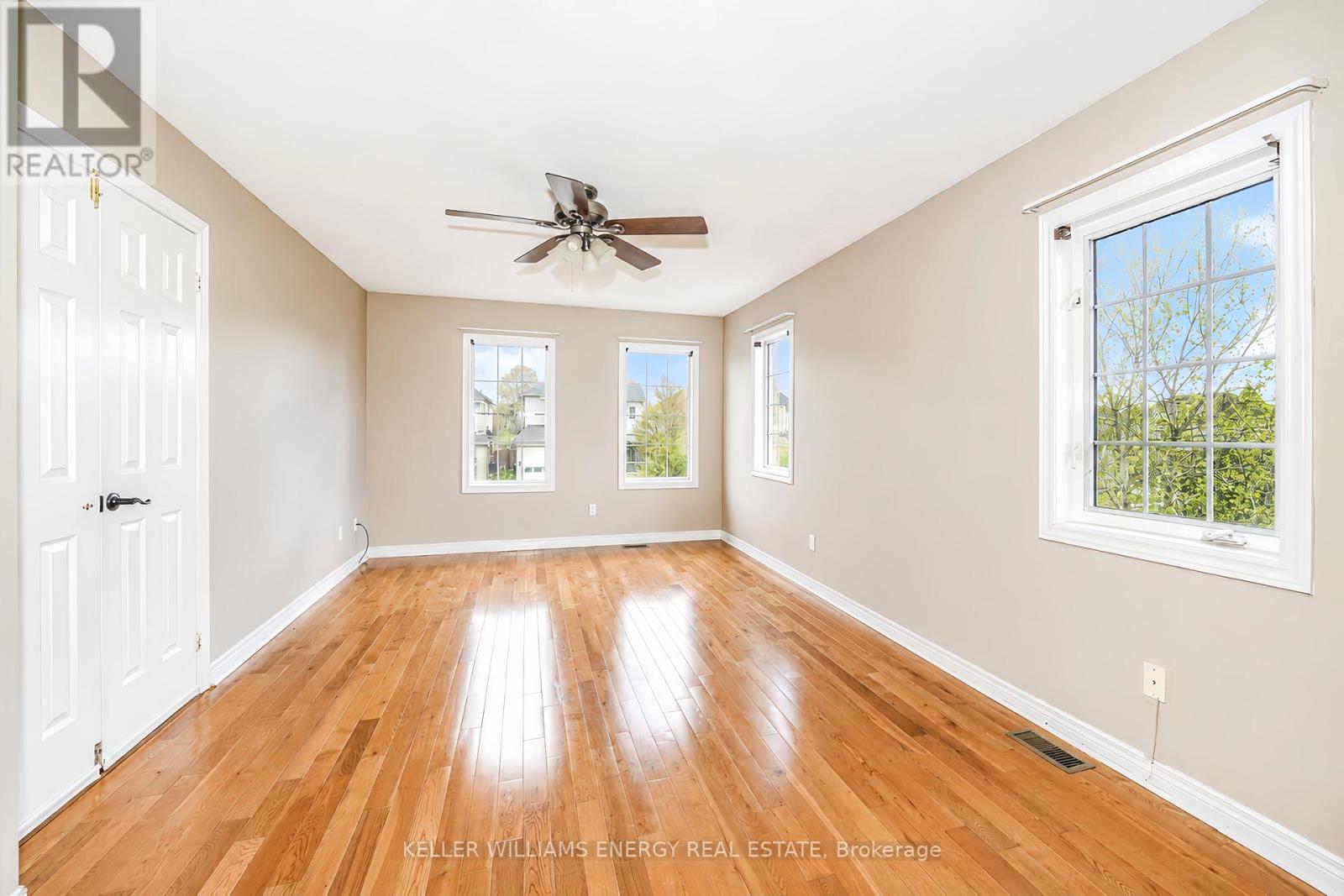51 Divine Drive, Whitby, Ontario L1R 2T5 - Photo 15 - E13100494