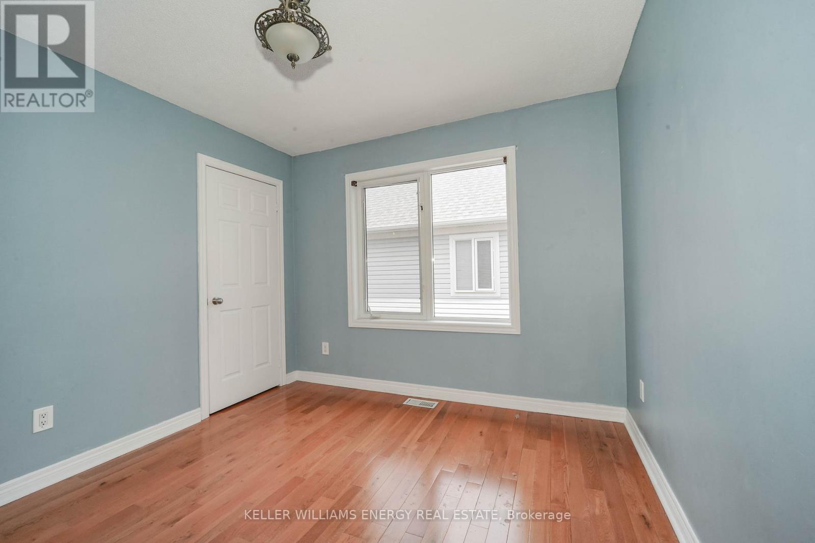 51 Divine Drive, Whitby, Ontario L1R 2T5 - Photo 20 - E13100494