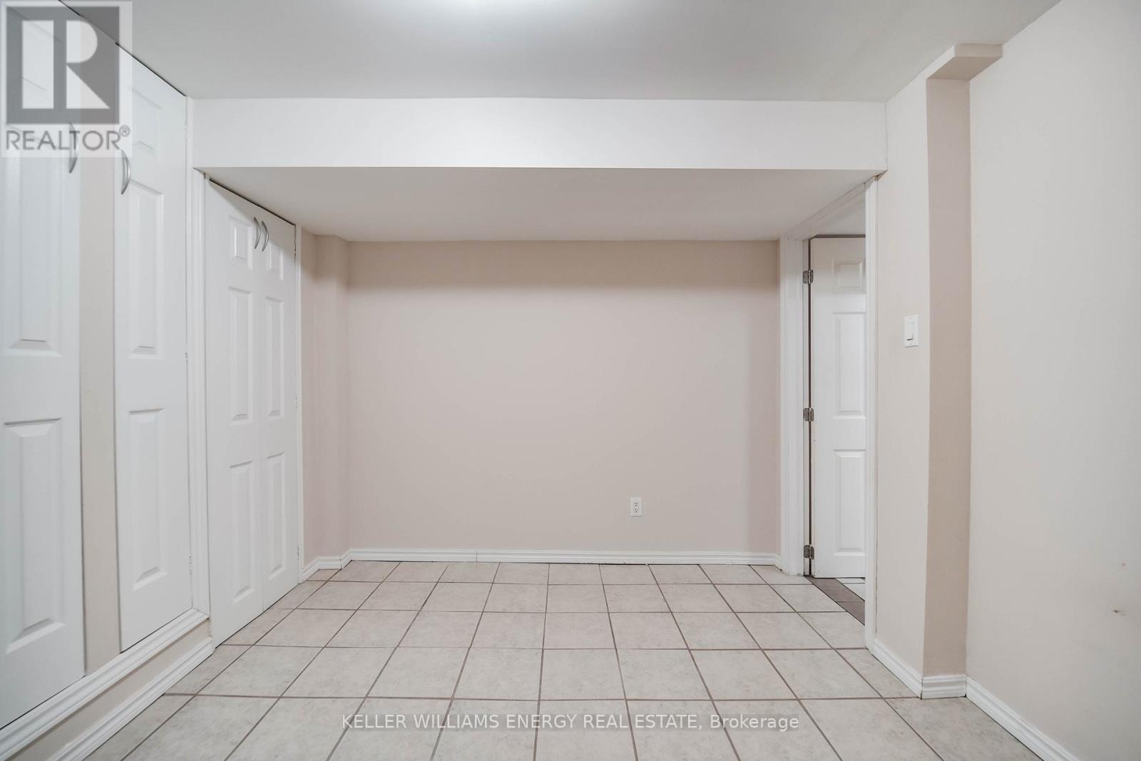 51 Divine Drive, Whitby, Ontario L1R 2T5 - Photo 31 - E13100494