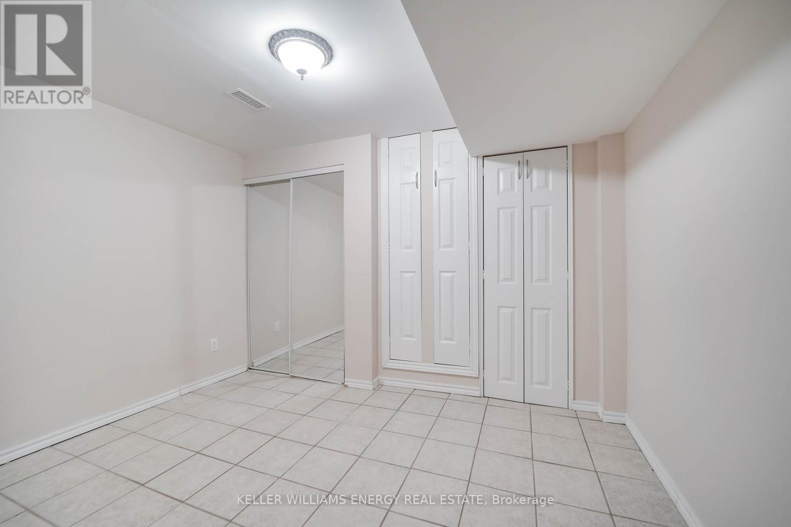 51 Divine Drive, Whitby, Ontario L1R 2T5 - Photo 32 - E13100494