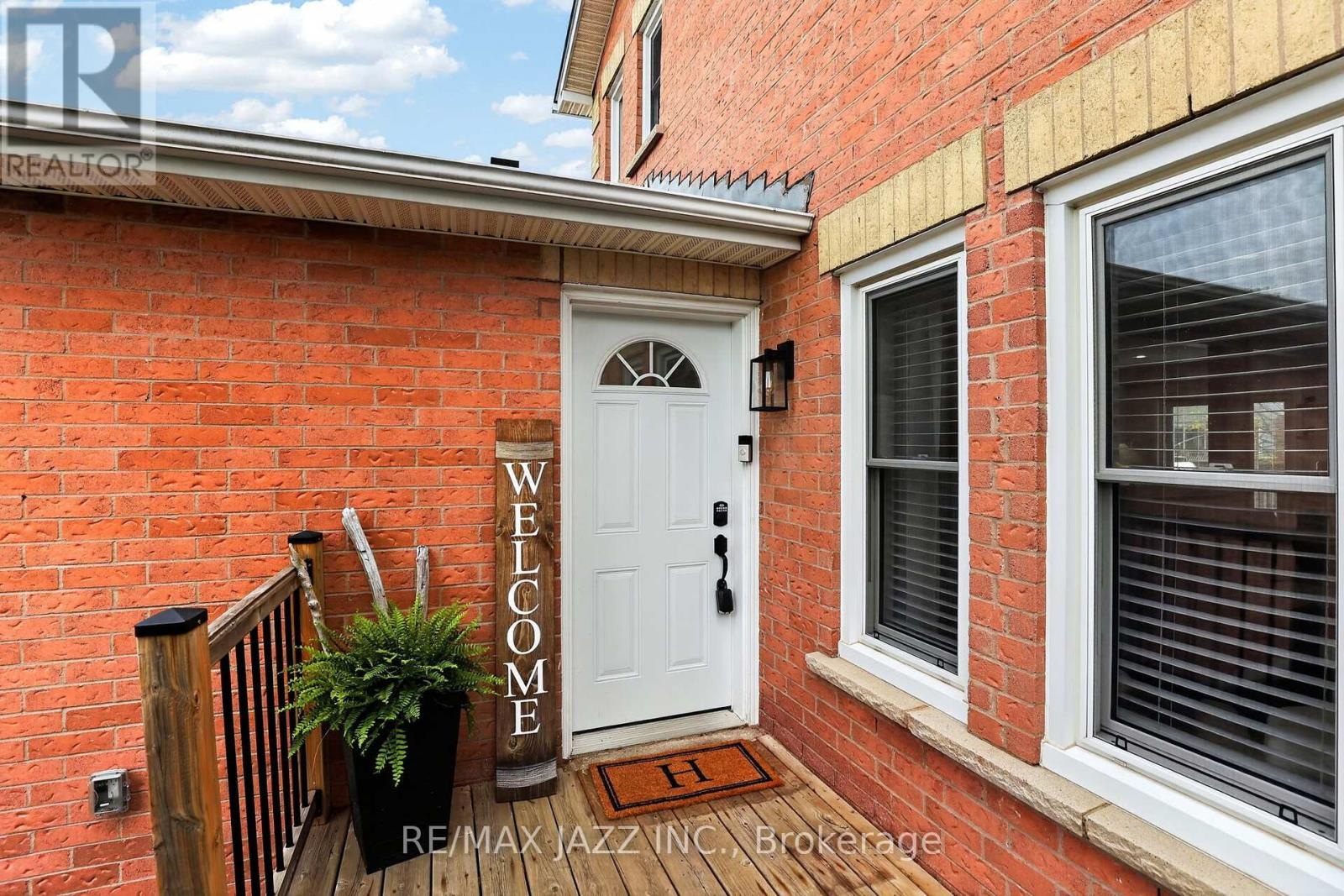 67 Mcknight Crescent, New Tecumseth, Ontario  L0G 1W0 - Photo 3 - N13092790