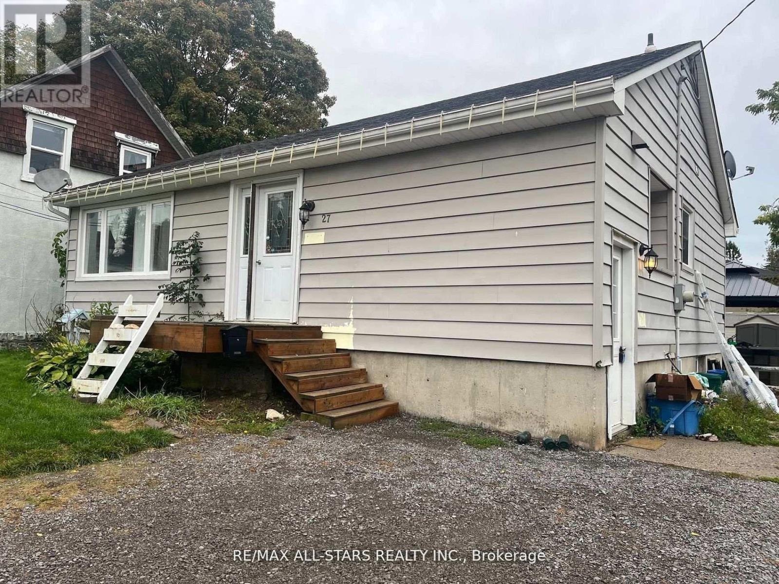 27 Margaret Street, Port Hope, Ontario L1A 1Y4 - Photo 2 - X13106690