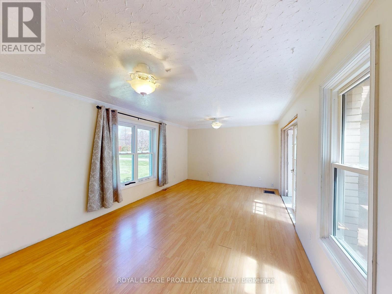 138 Massassauga Road, Prince Edward County, Ontario  K8N 4Z7 - Photo 18 - X13110748