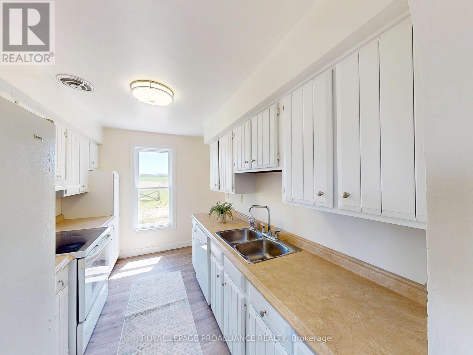 138 Massassauga Road, Prince Edward County, Ontario  K8N 4Z7 - Photo 5 - X13110748
