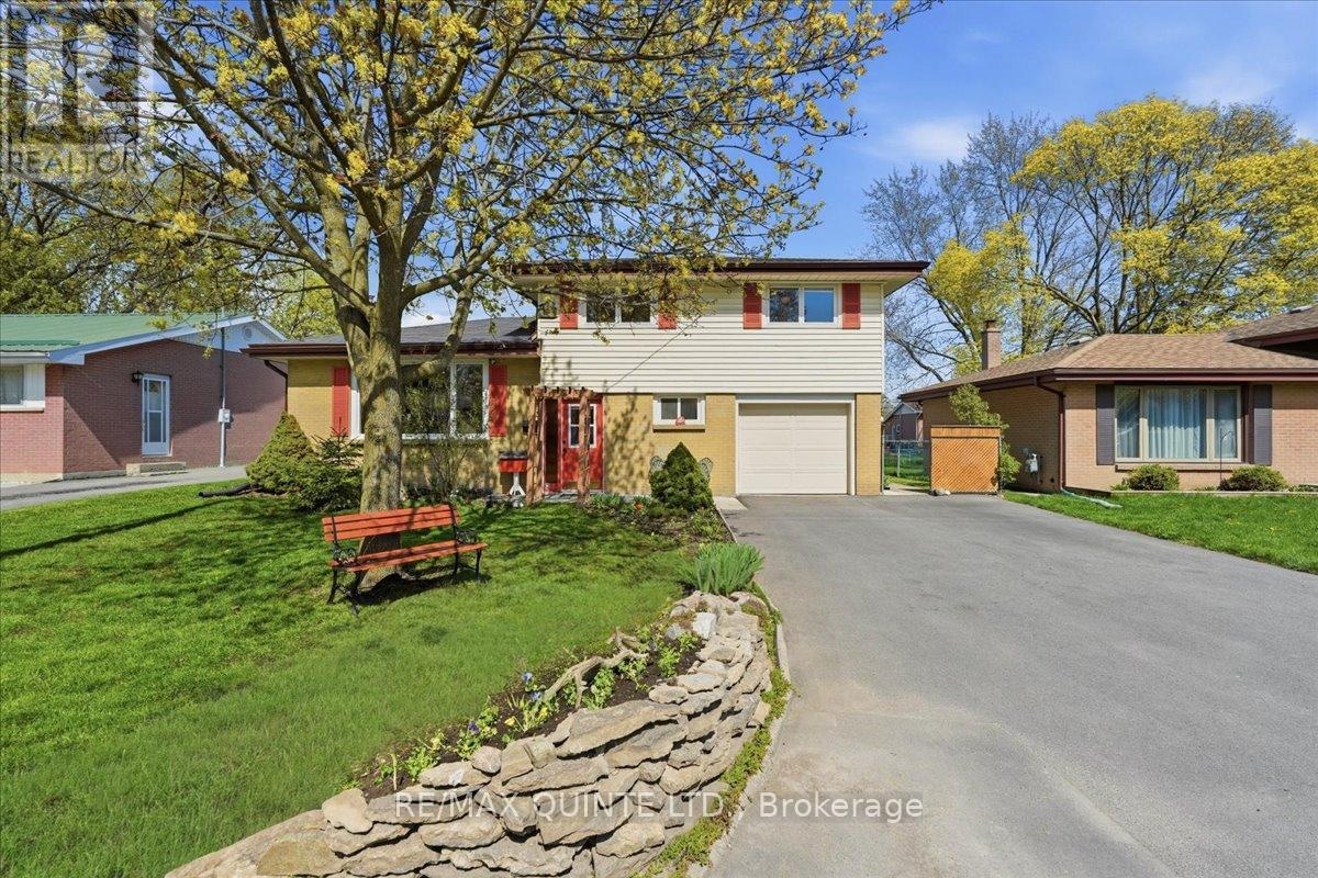 37 Linton Park Road, Belleville, Ontario  K8N 4K7 - Photo 1 - X13110786