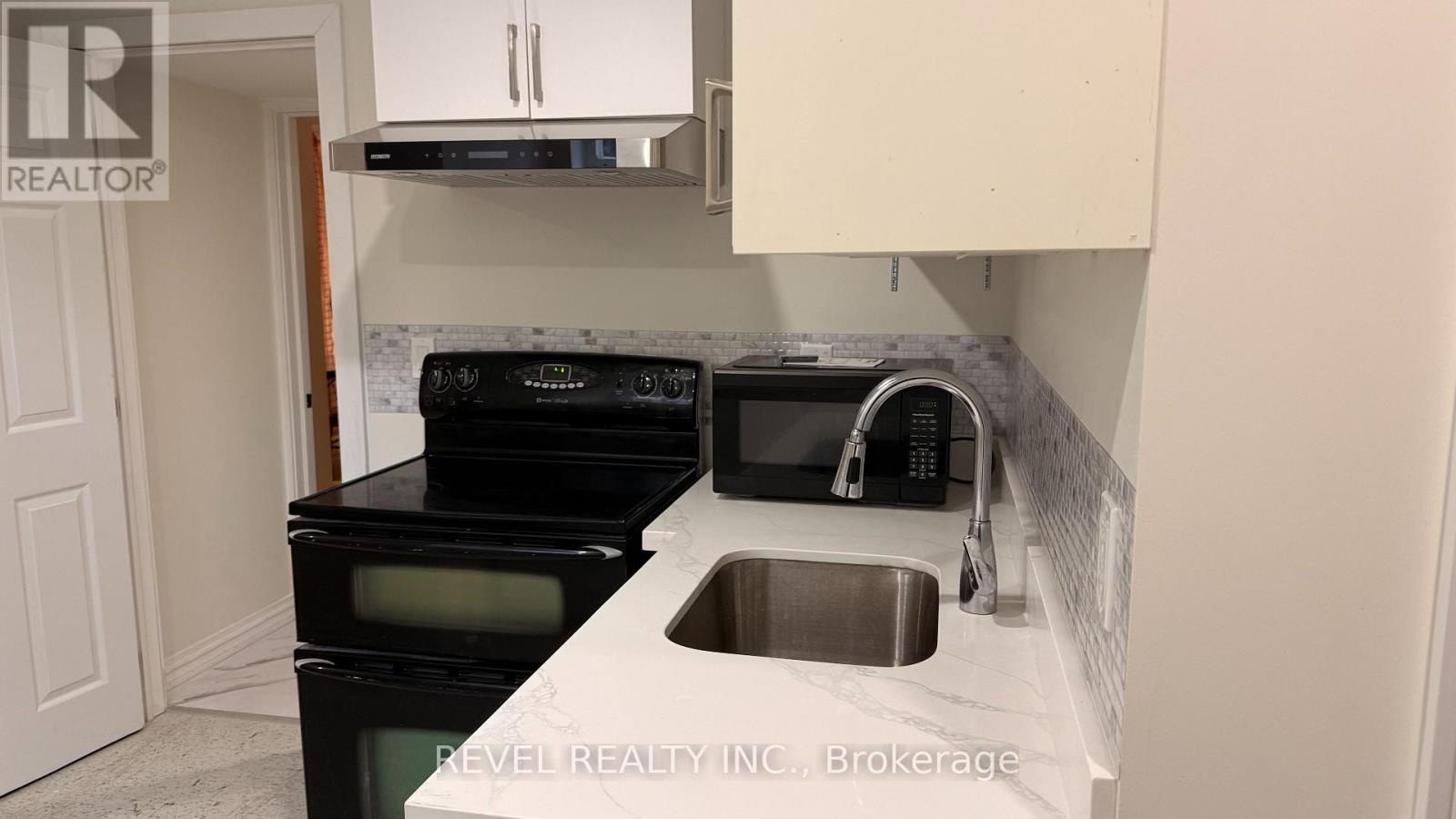 Lower - 674 Roselawn Avenue, Oshawa, Ontario  L1L 1B2 - Photo 9 - E13016614