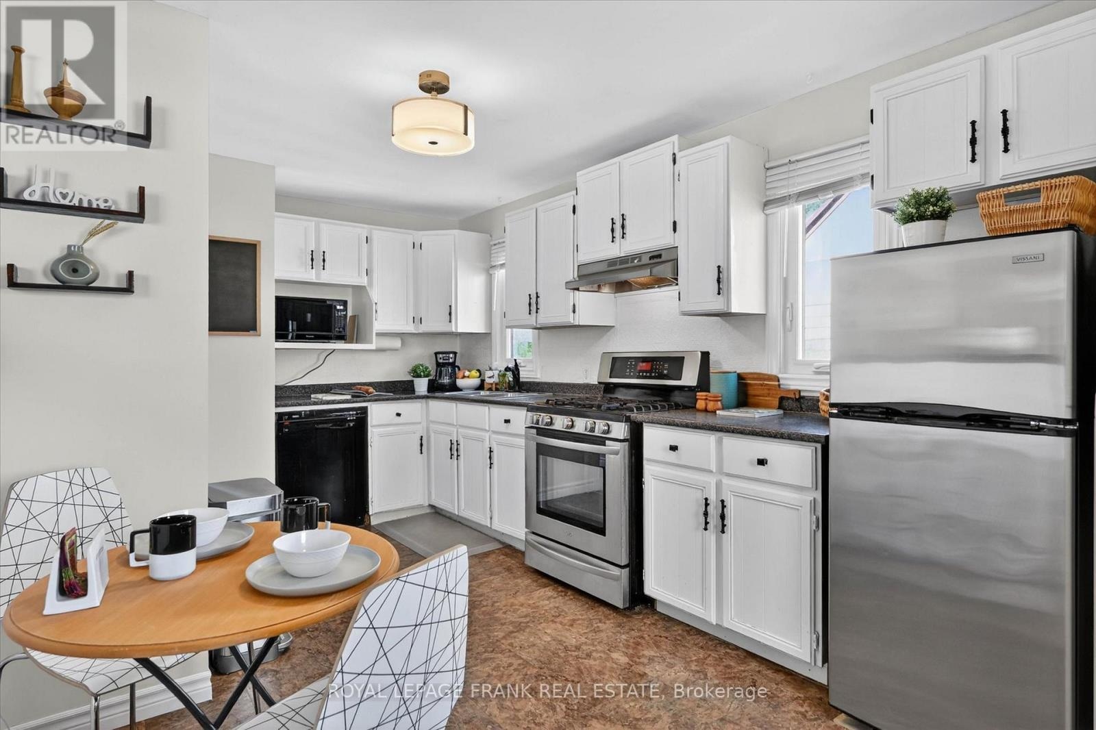657 Mckellar Street, Peterborough, Ontario  K9J 1R4 - Photo 6 - X13118824