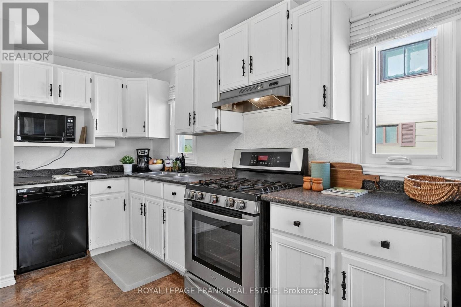 657 Mckellar Street, Peterborough, Ontario  K9J 1R4 - Photo 9 - X13118824
