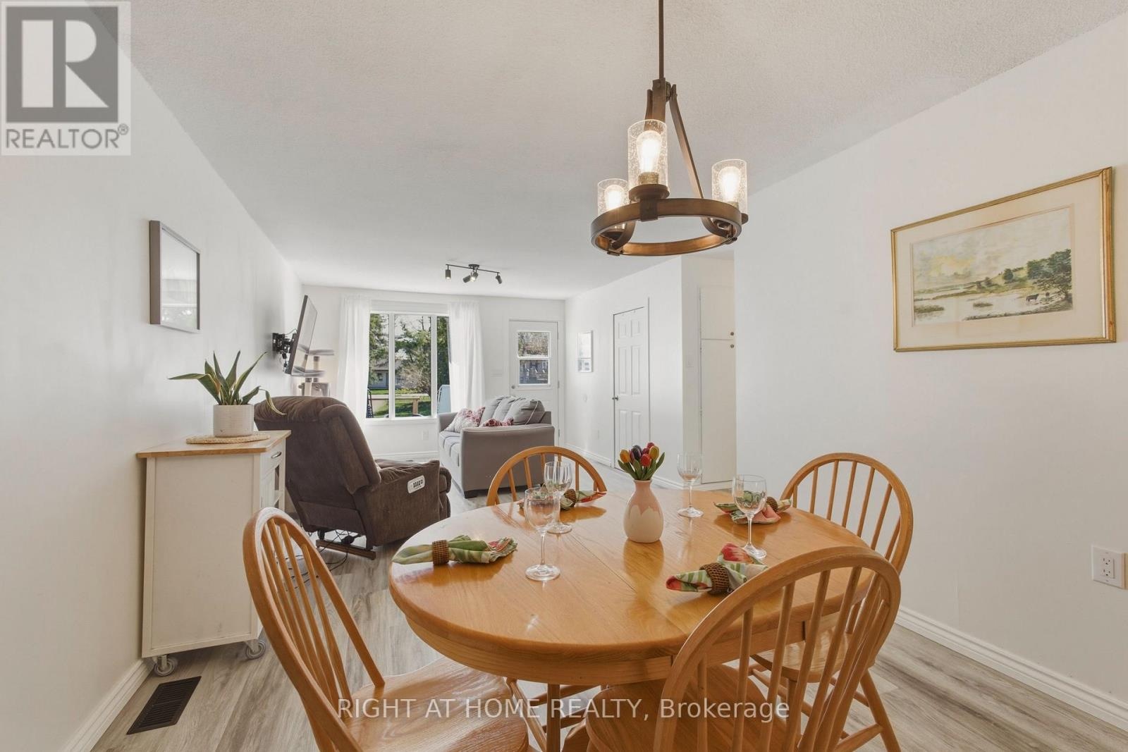 2432 Wallace Avenue, Innisfil, Ontario L9S 2G5 - Photo 7 - N13120580