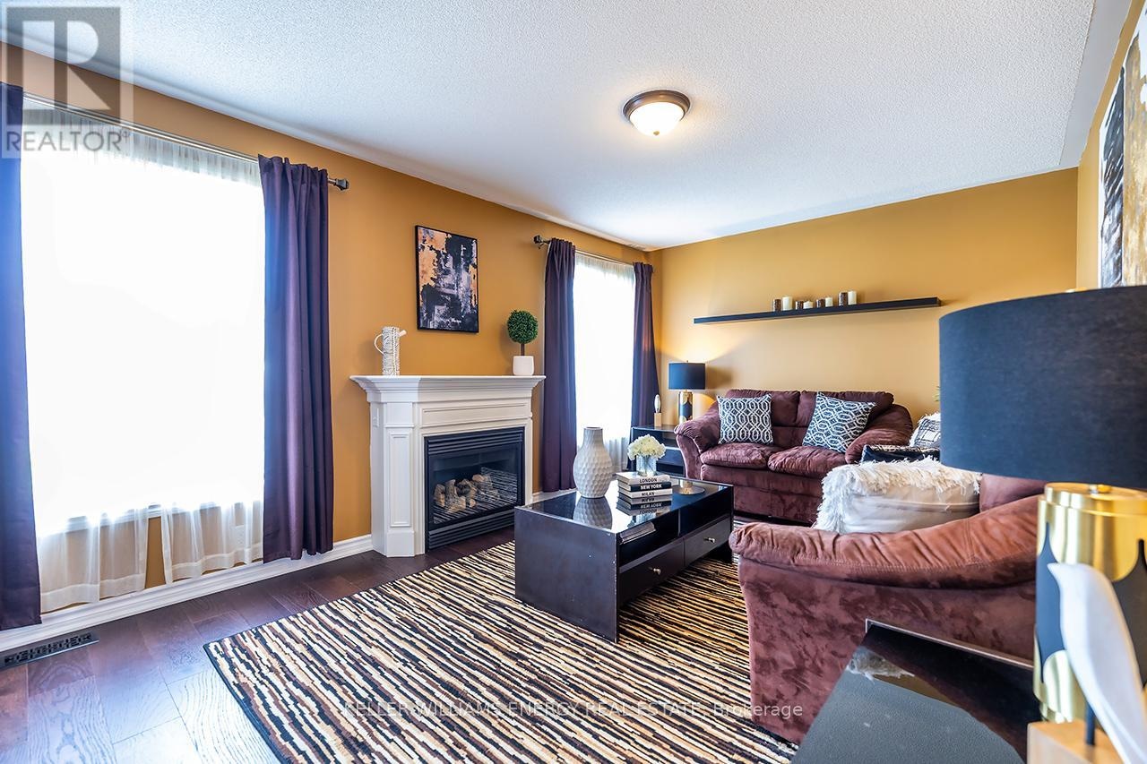 49 Harkness Drive, Whitby, Ontario  L1R 0C5 - Photo 12 - E13121088