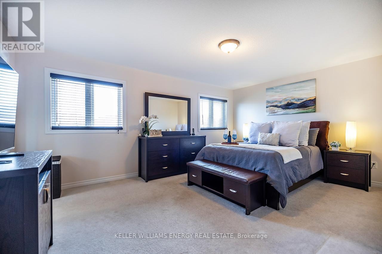 49 Harkness Drive, Whitby, Ontario  L1R 0C5 - Photo 24 - E13121088