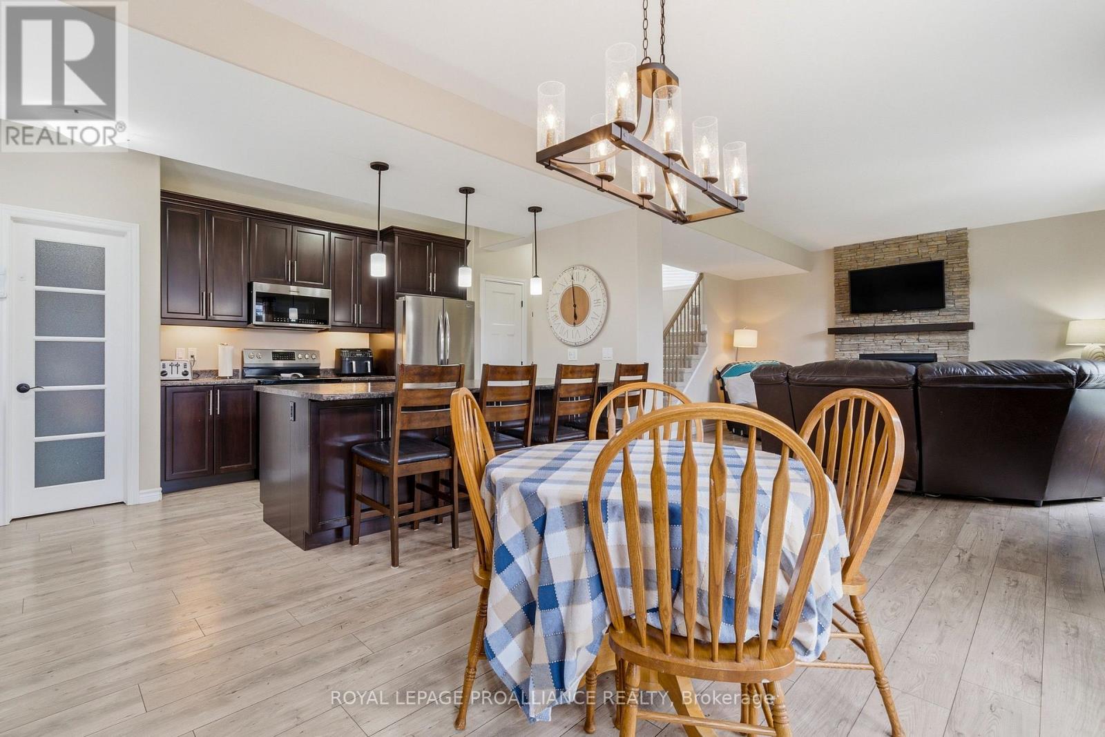38 Redwood Drive, Belleville, Ontario K8N 0K4 - Photo 13 - X13123236