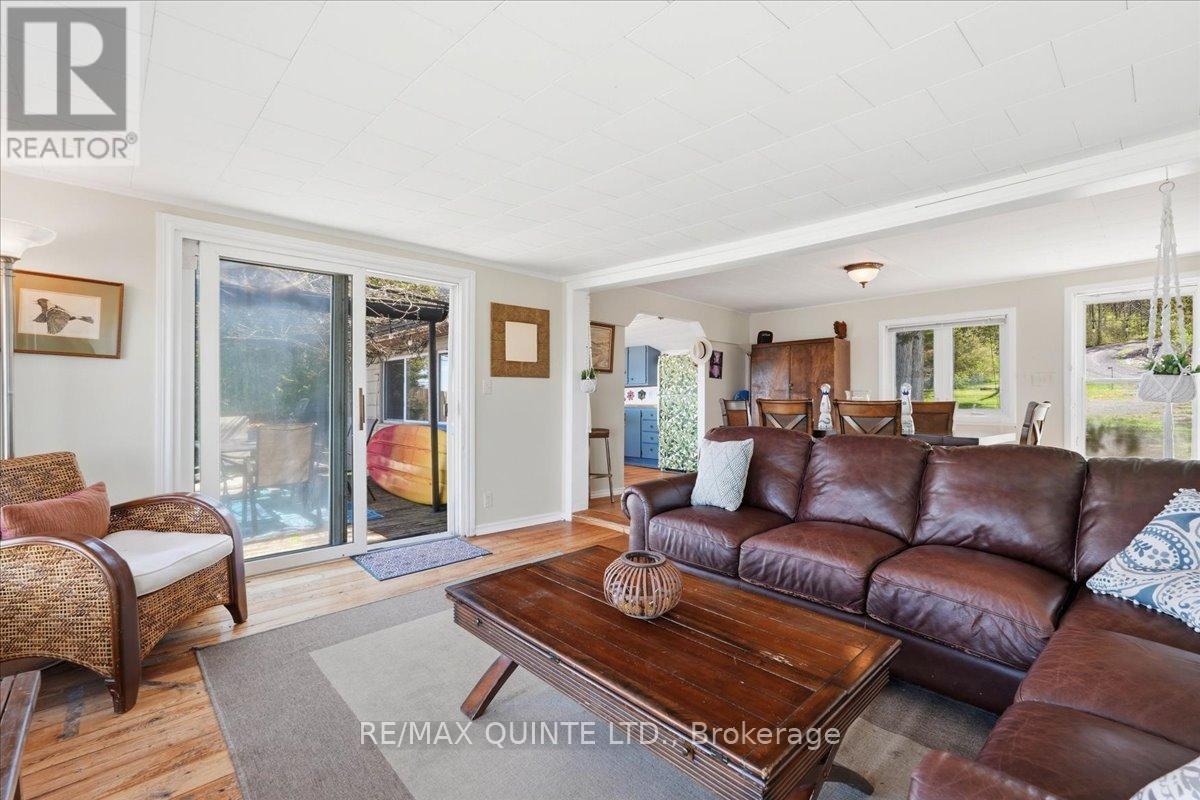 1765 Big Island Road N, Prince Edward County, Ontario  K0K 1W0 - Photo 13 - X13123694
