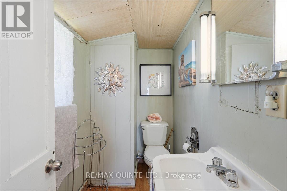 1765 Big Island Road N, Prince Edward County, Ontario  K0K 1W0 - Photo 22 - X13123694