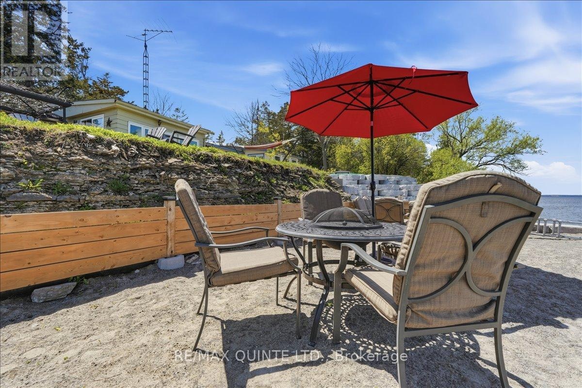 1765 Big Island Road N, Prince Edward County, Ontario  K0K 1W0 - Photo 32 - X13123694