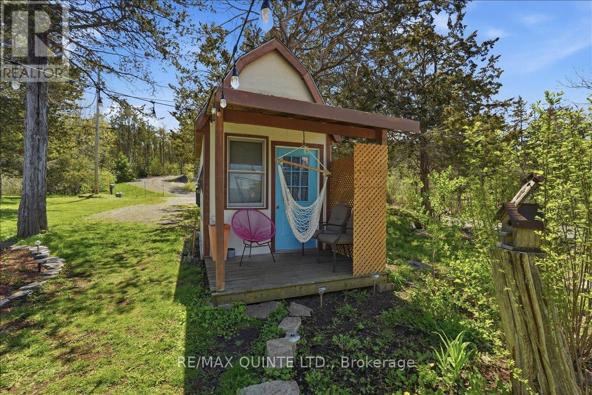 1765 Big Island Road N, Prince Edward County, Ontario  K0K 1W0 - Photo 37 - X13123694