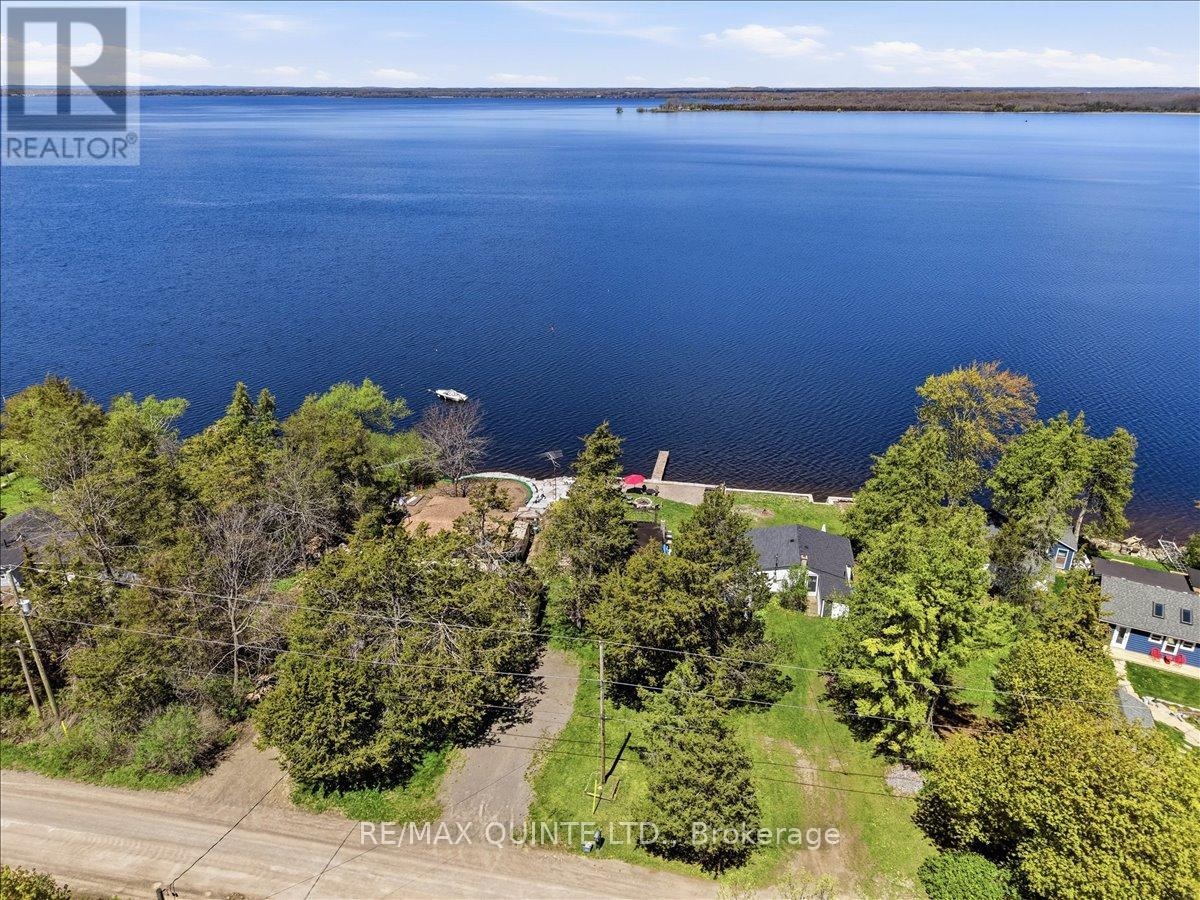1765 Big Island Road N, Prince Edward County, Ontario  K0K 1W0 - Photo 8 - X13123694