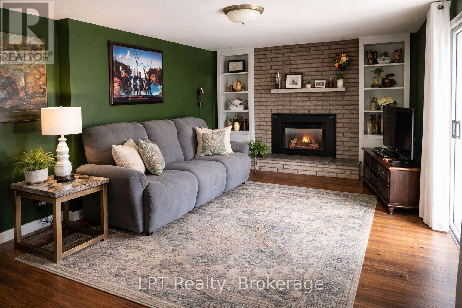 167 Singleton Drive, Belleville, Ontario  K8N 5H4 - Photo 3 - X13123982