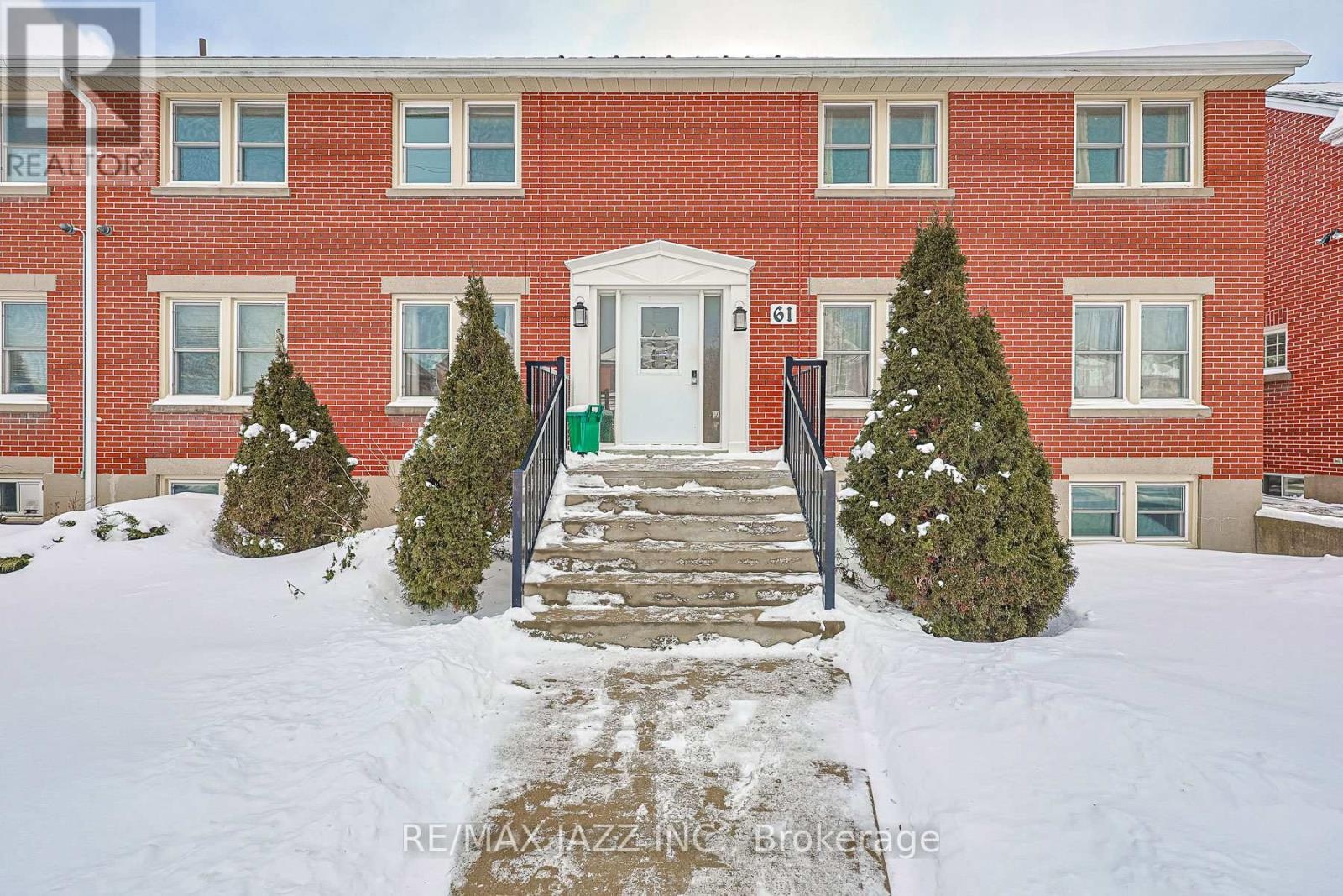 5 - 61 Aberdeen Street, Oshawa, Ontario  L1G 2E6 - Photo 1 - E13124474