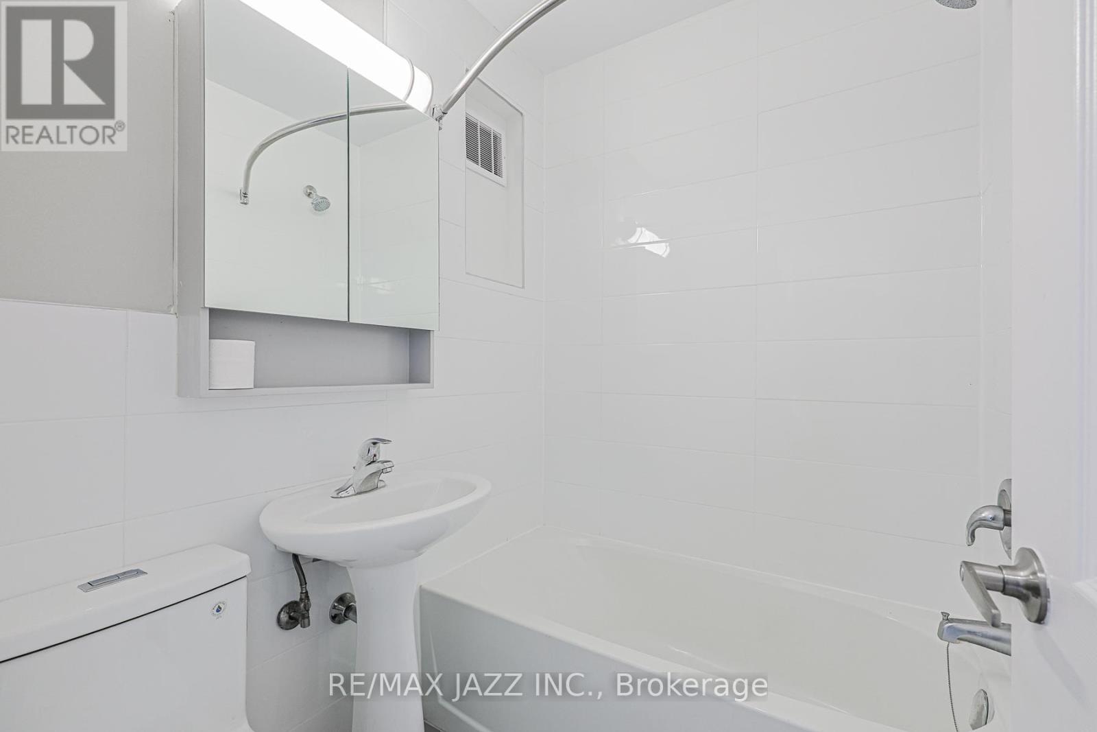 5 - 61 Aberdeen Street, Oshawa, Ontario  L1G 2E6 - Photo 27 - E13124474