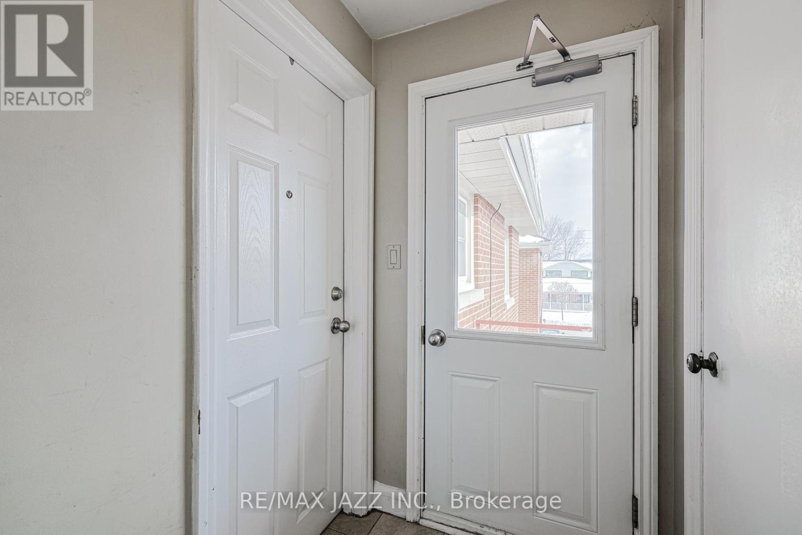5 - 61 Aberdeen Street, Oshawa, Ontario  L1G 2E6 - Photo 33 - E13124474