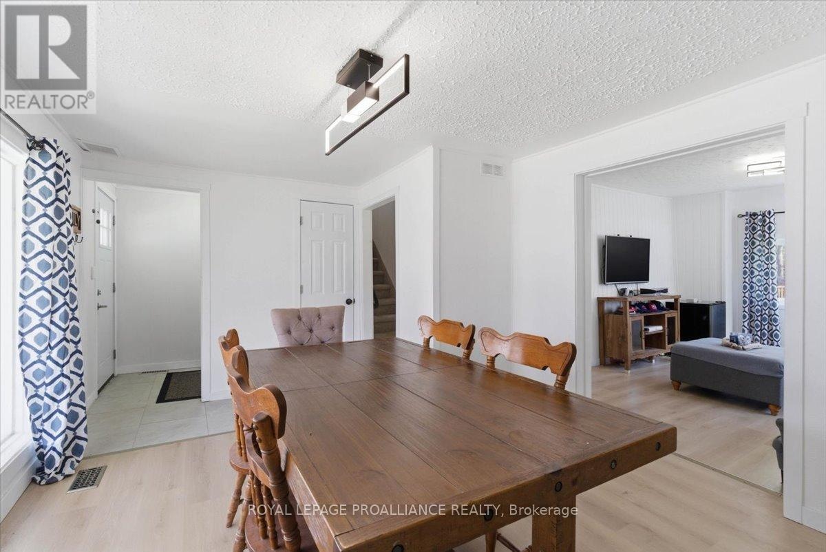 19 Boswell Street, Belleville, Ontario  K8P 3K7 - Photo 8 - X13124500
