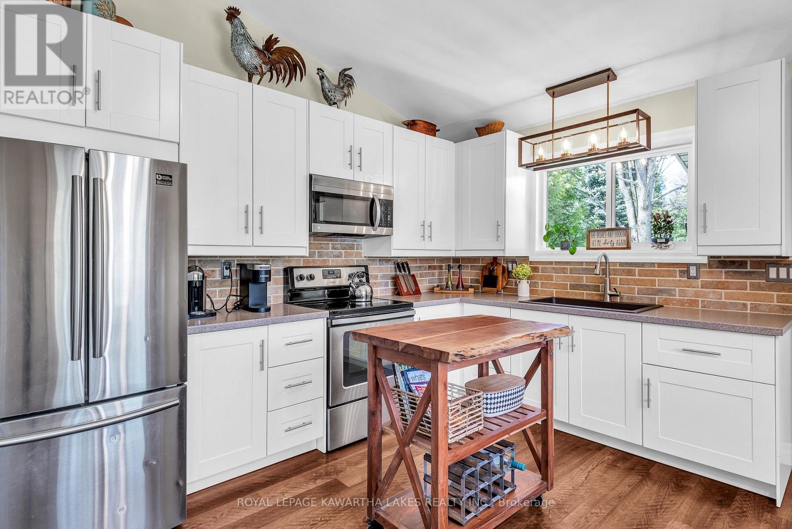 54 Riverbank Road, Kawartha Lakes, Ontario  K0M 1N0 - Photo 6 - X13126046