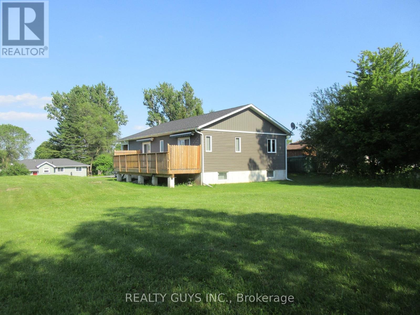 223 Crosby Drive, Kawartha Lakes, Ontario  K0M 1A0 - Photo 4 - X12917898