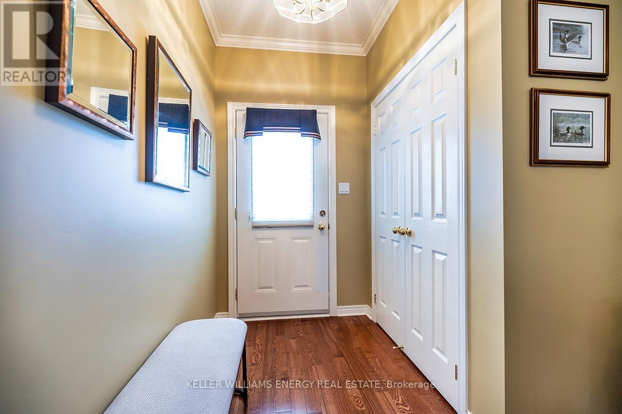 8 Hinkley Trail, Clarington, Ontario L1B 1P4 - Photo 8 - E13127310