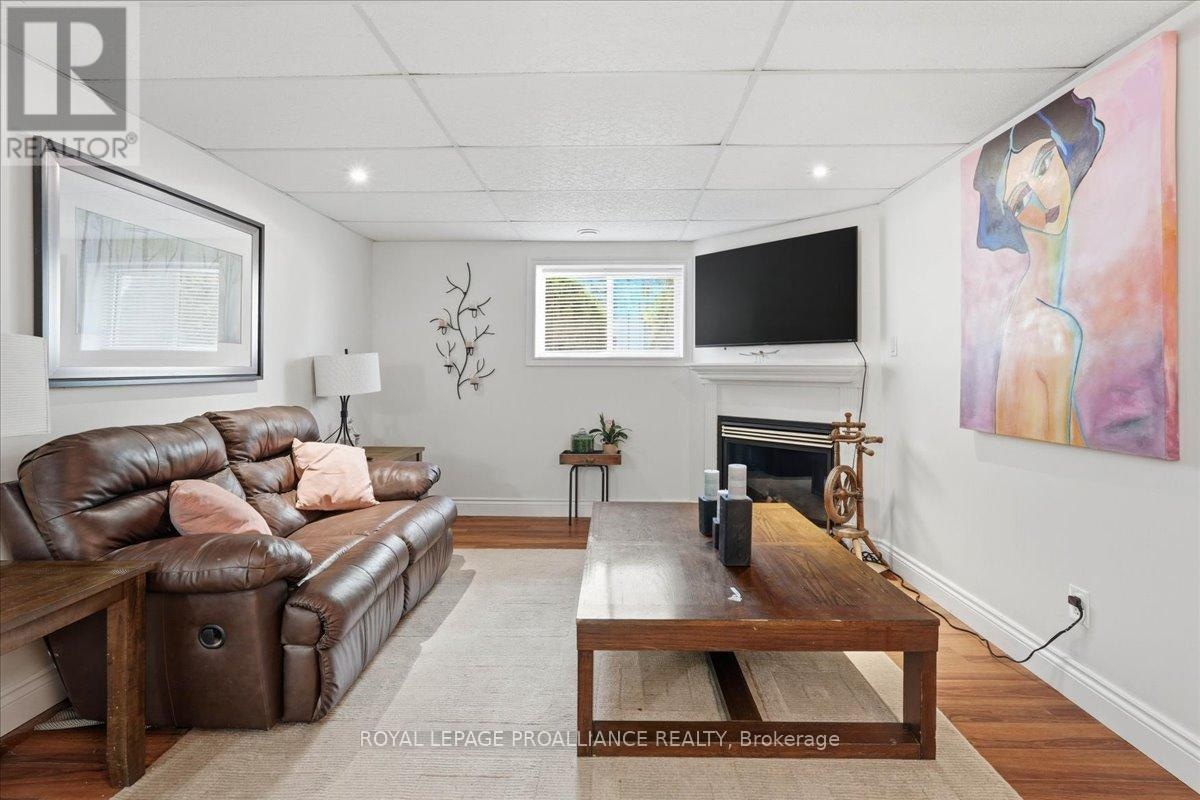82 West Mary Street, Prince Edward County, Ontario  K0K 2T0 - Photo 28 - X13127712