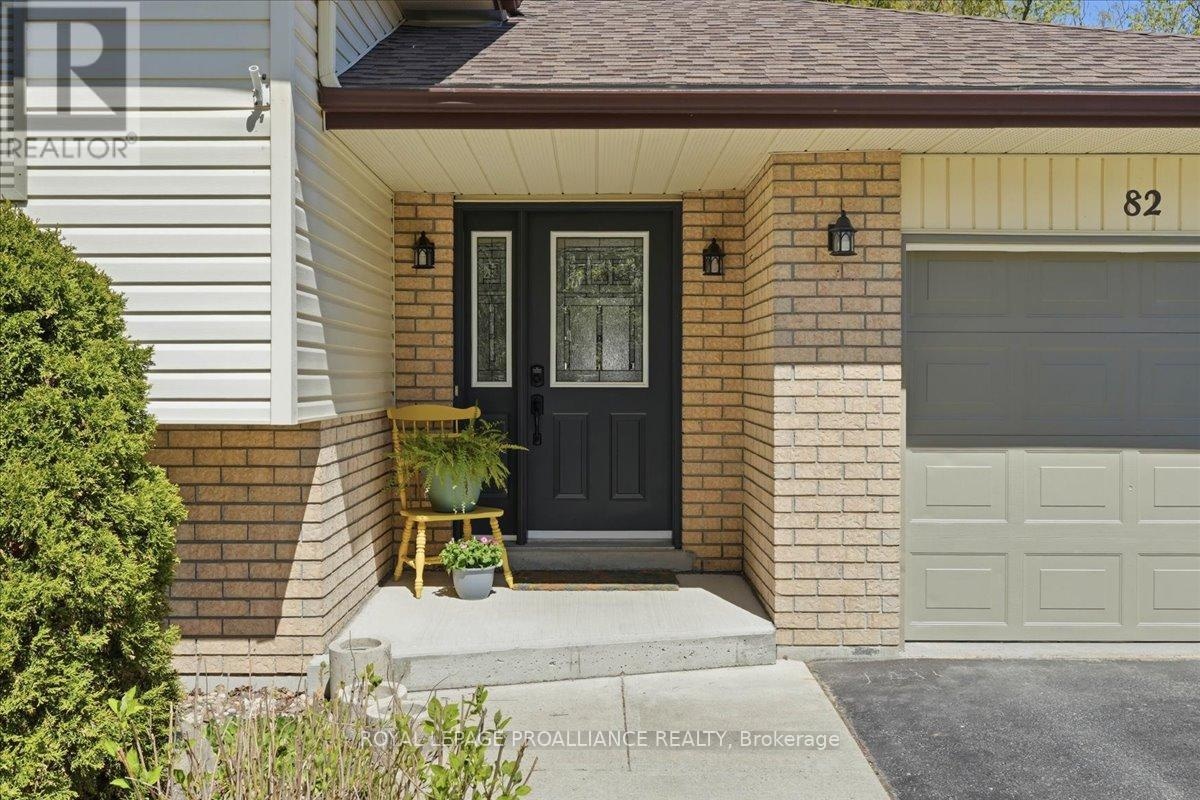 82 West Mary Street, Prince Edward County, Ontario  K0K 2T0 - Photo 4 - X13127712