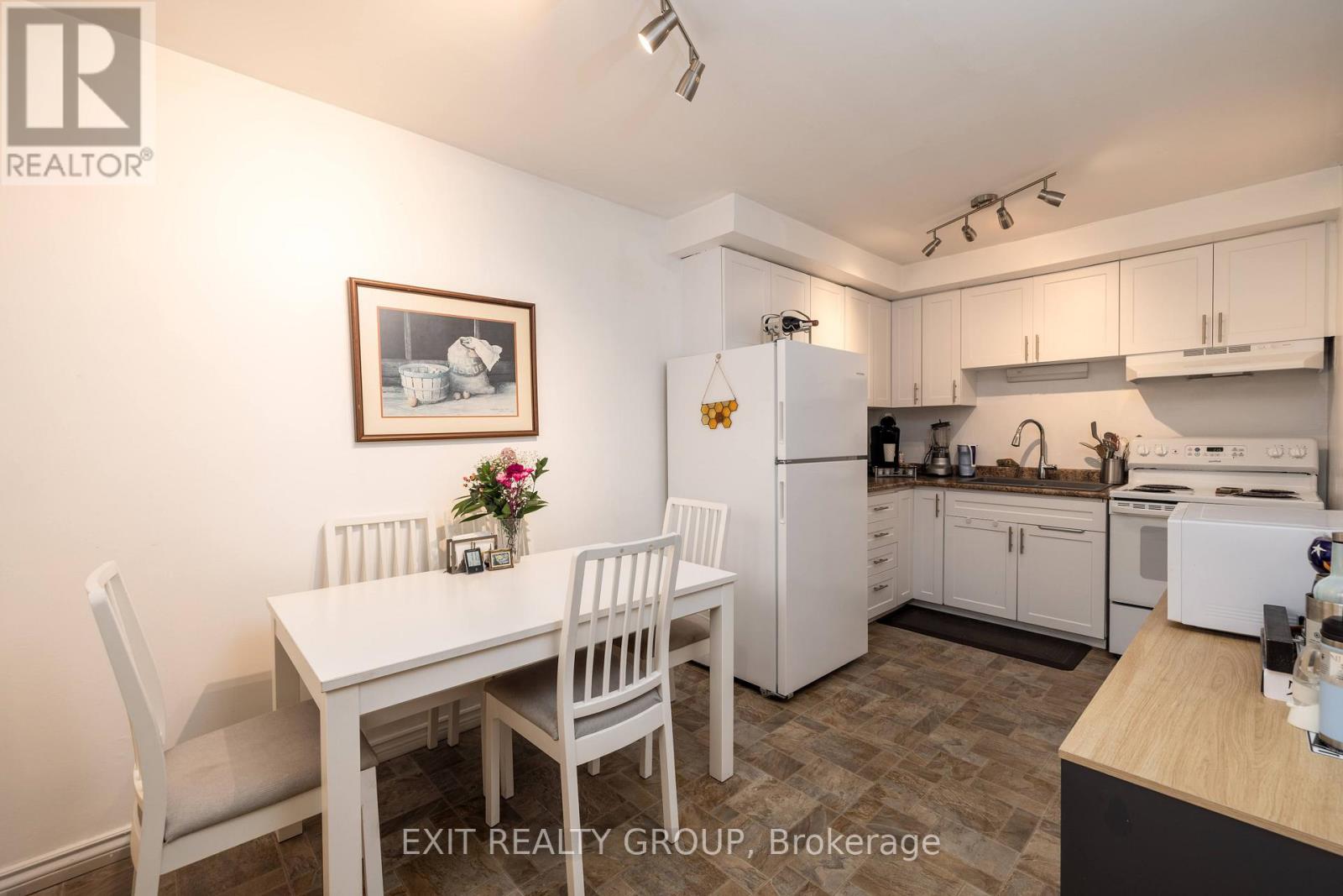 36 - 19 Tracey Park Drive, Belleville, Ontario  K8P 4R4 - Photo 6 - X13130132