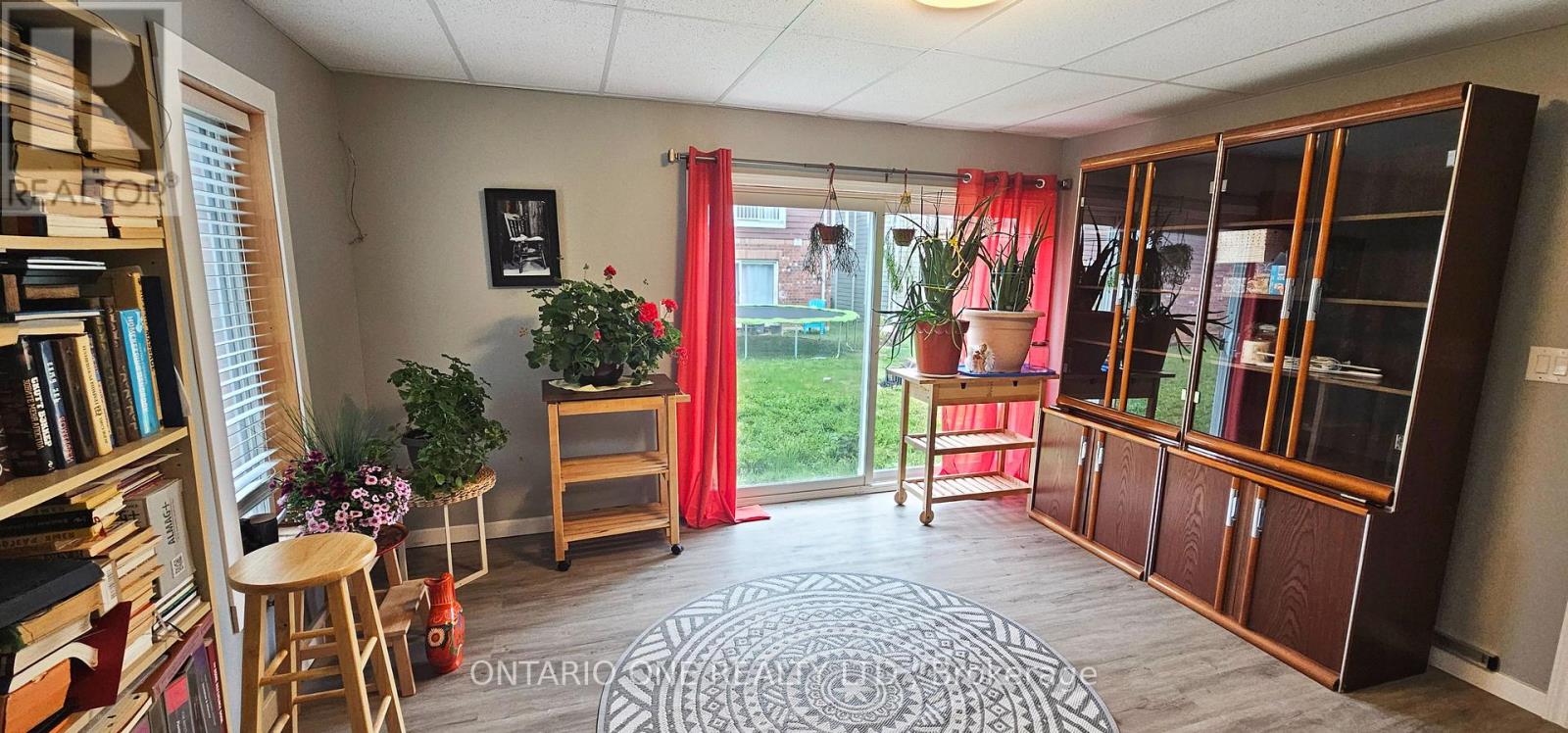 24 Surf Drive, Wasaga Beach, Ontario  L9Z 0J4 - Photo 4 - S13131882