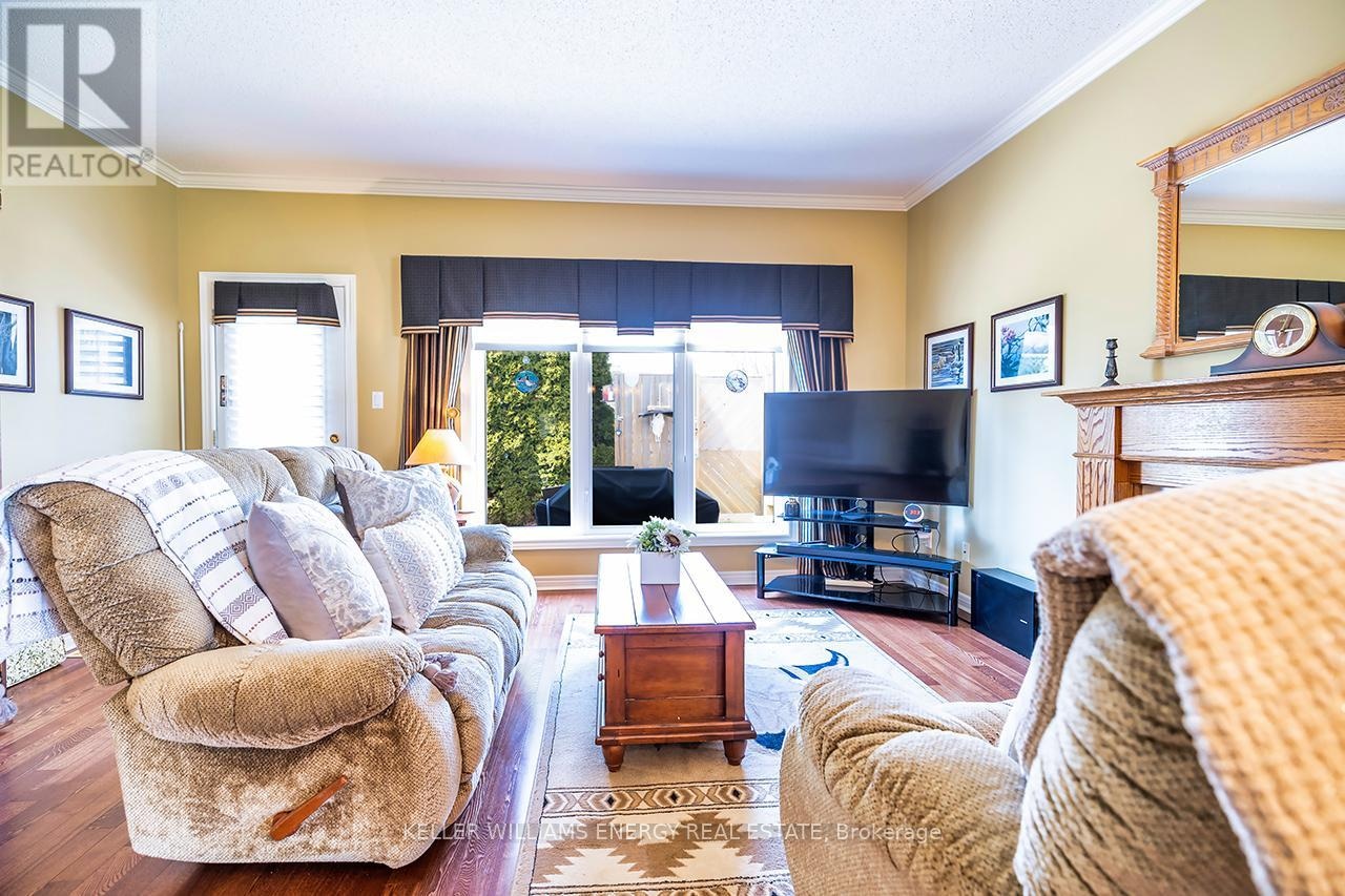 8 Hinkley Trail, Clarington, Ontario L1B 1P4 - Photo 28 - E13127310
