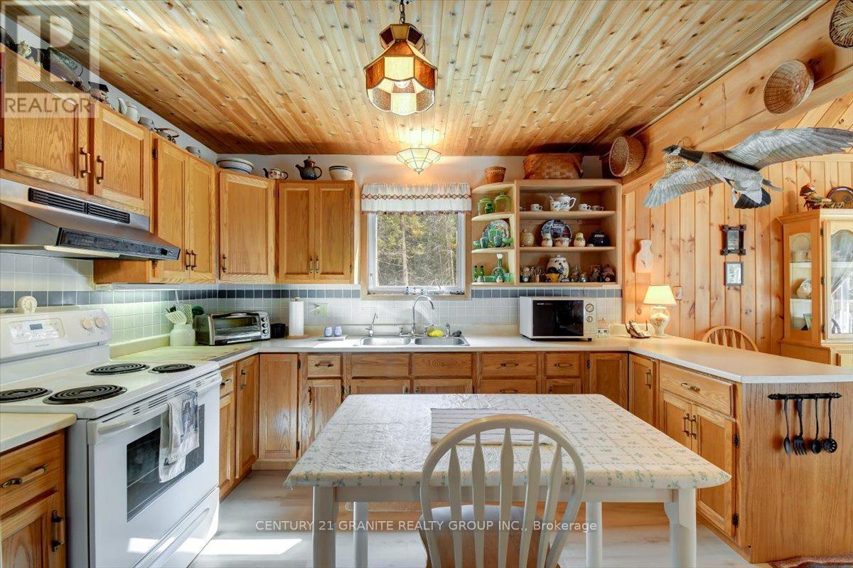 2194 3rd Concession, Lanark Highlands, Ontario K0G 1K0 - Photo 5 - X13132730
