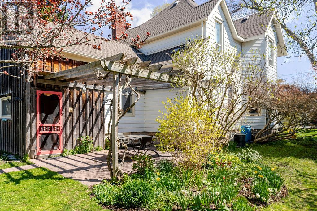 62 Consecon Street, Prince Edward County, Ontario K0K 3L0 - Photo 28 - X13104678