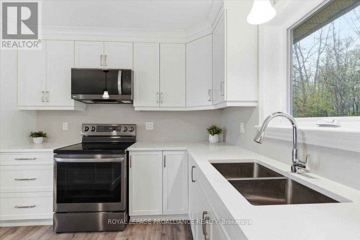 70 Livingwood Crescent, Madoc, Ontario K0K 2K0 - Photo 10 - X13134500