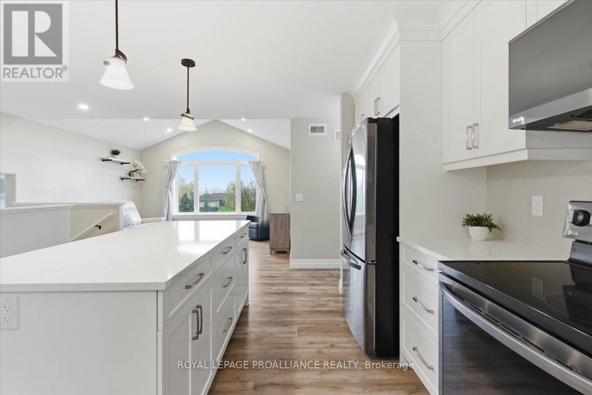 70 Livingwood Crescent, Madoc, Ontario K0K 2K0 - Photo 11 - X13134500