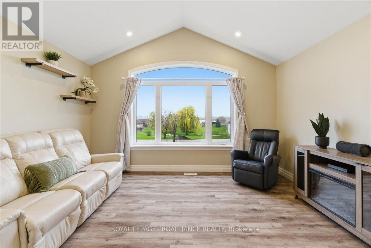 70 Livingwood Crescent, Madoc, Ontario K0K 2K0 - Photo 16 - X13134500
