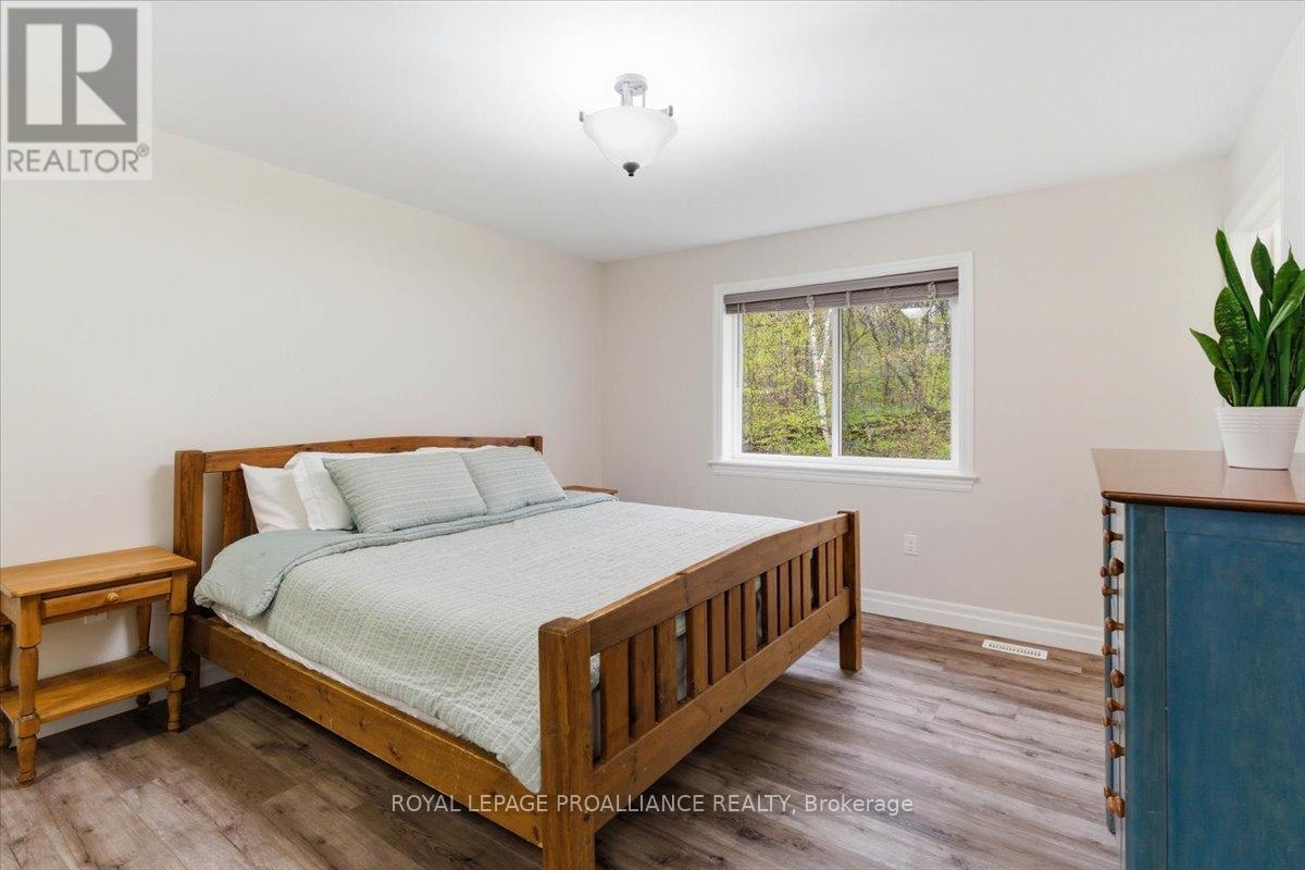 70 Livingwood Crescent, Madoc, Ontario K0K 2K0 - Photo 28 - X13134500