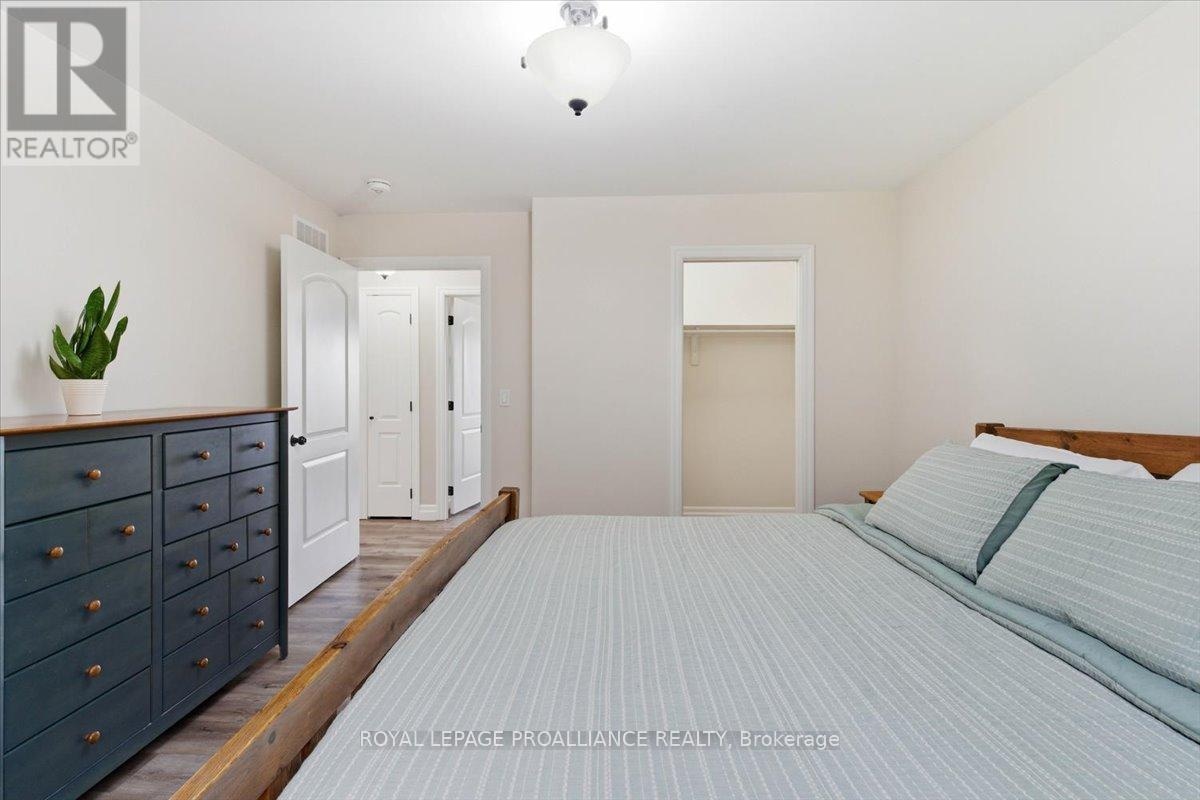 70 Livingwood Crescent, Madoc, Ontario K0K 2K0 - Photo 29 - X13134500