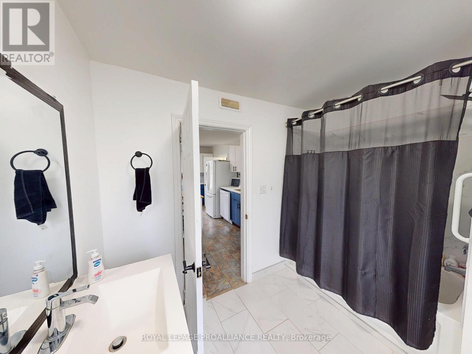 83 College Street, Deseronto, Ontario K0K 1X0 - Photo 14 - X13135724