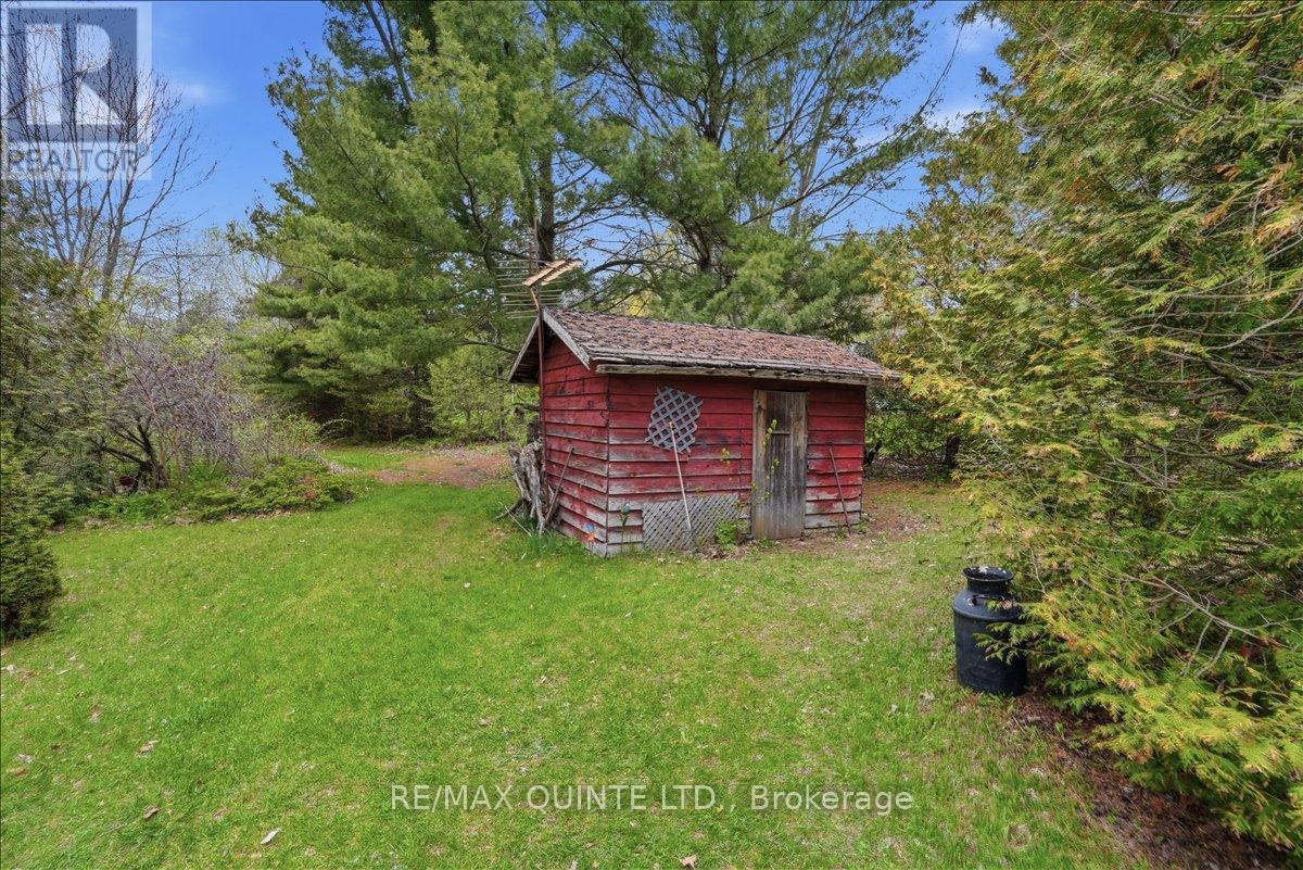 1242 County Road 12, Prince Edward County, Ontario  K0K 2T0 - Photo 35 - X13135224
