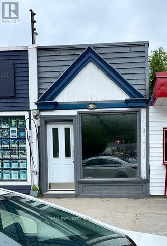201 Highland Street, Dysart Et Al, Ontario  K0M 1S0 - Photo 1 - X12459979