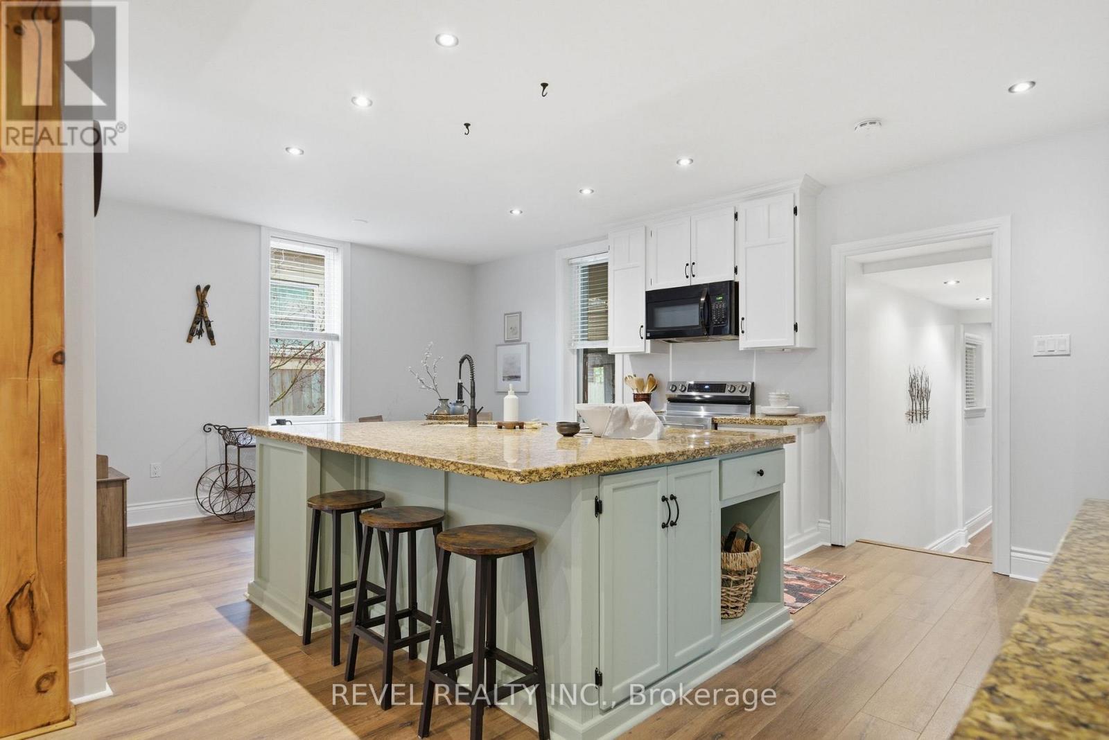 52 Cambridge Street N, Kawartha Lakes, Ontario  K9V 4C7 - Photo 11 - X13139794